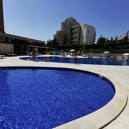 Alltravel Praia Mar Vi Apartamento Portimão